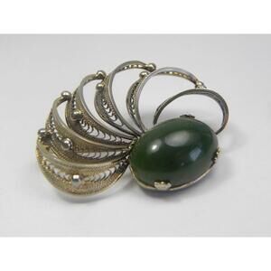 Mid Century Modernist Sorrento Brooch Jade Sterling Silver Filigree Gold